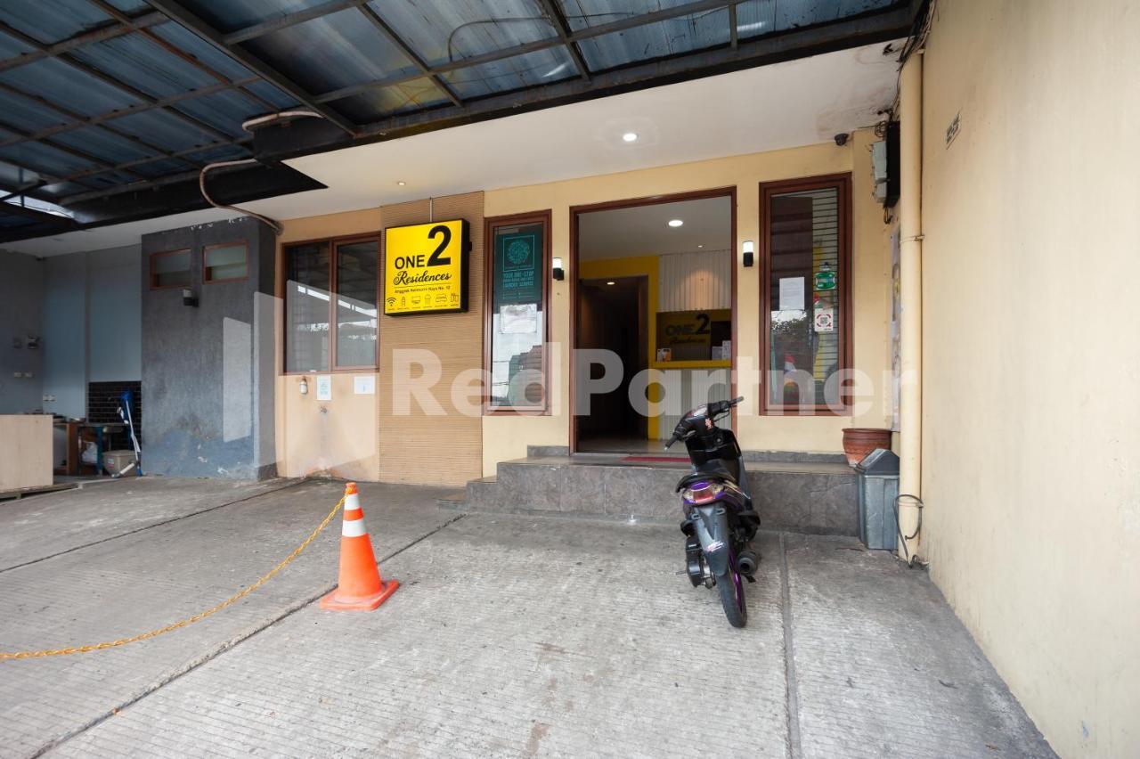 One 2 Near Slipi Jaya Mall Mitra Reddoorz Hotel 2*